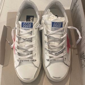 BRAND NEW* Golden Goose sneakers